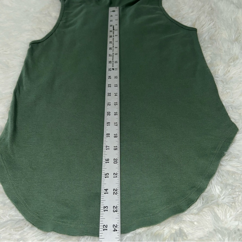 Free People Green Sleeveless Muscle Tee with Mandarin Collar Athleisure Lux - Picture 9 of 9